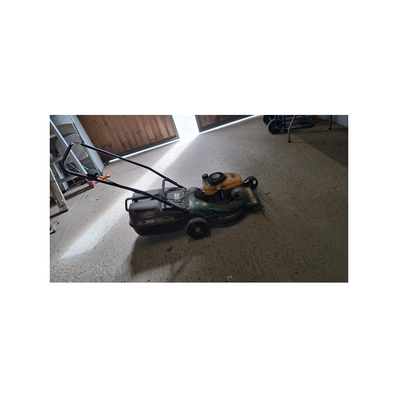 Lawnmower one wheel off
